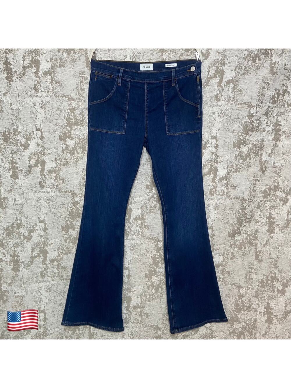 Frame Le Flare de Francoise High Rise Jeans in Lemmie